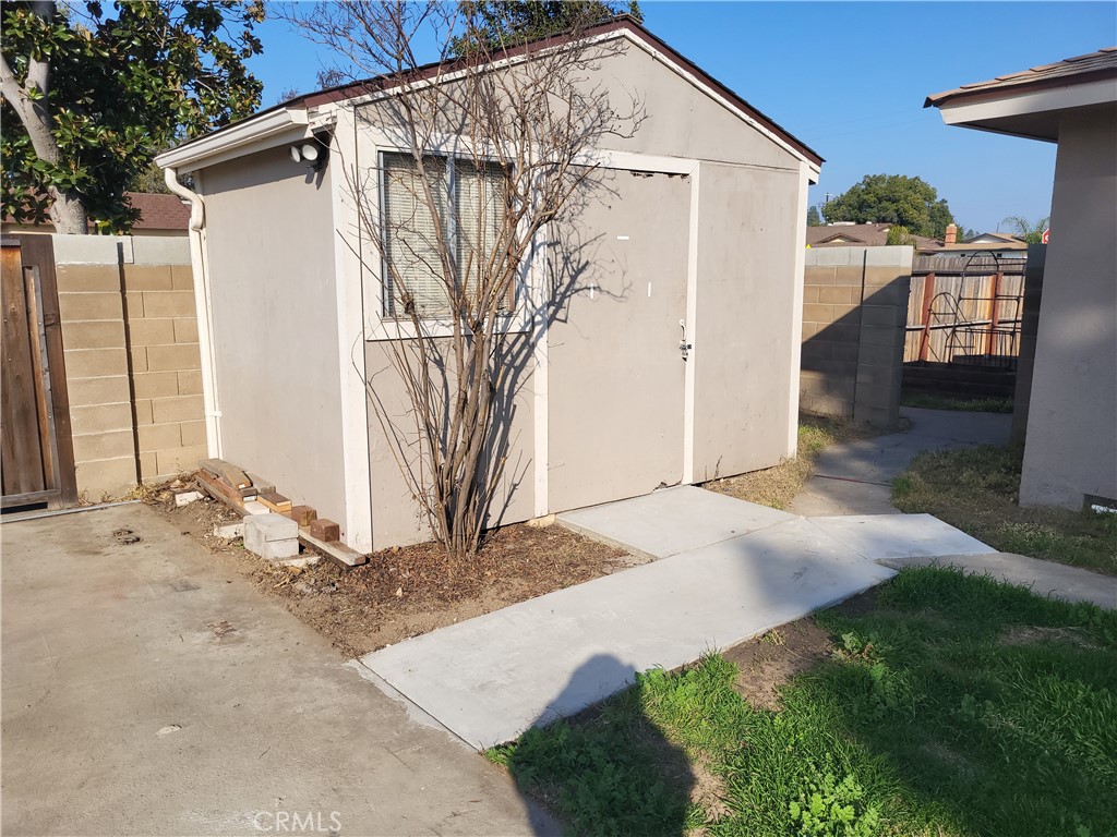 4545 N Meridian, Fresno, CA 93726