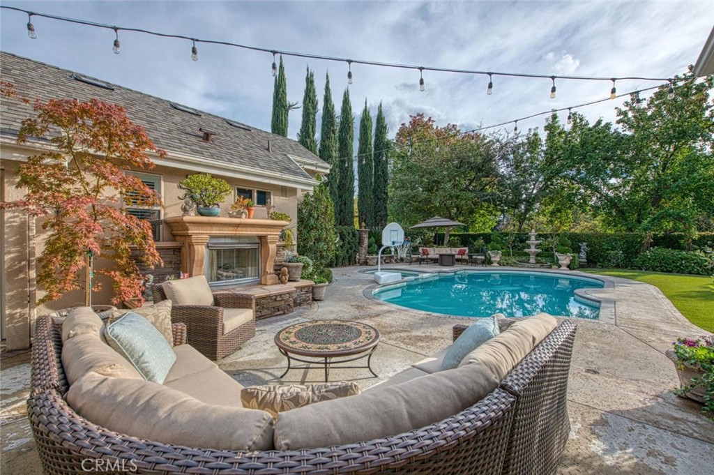 1181 E Newhall, Fresno, CA 93720