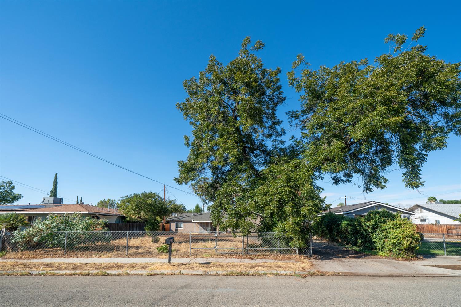 4731 E Turner Ave, Fresno, CA 93702