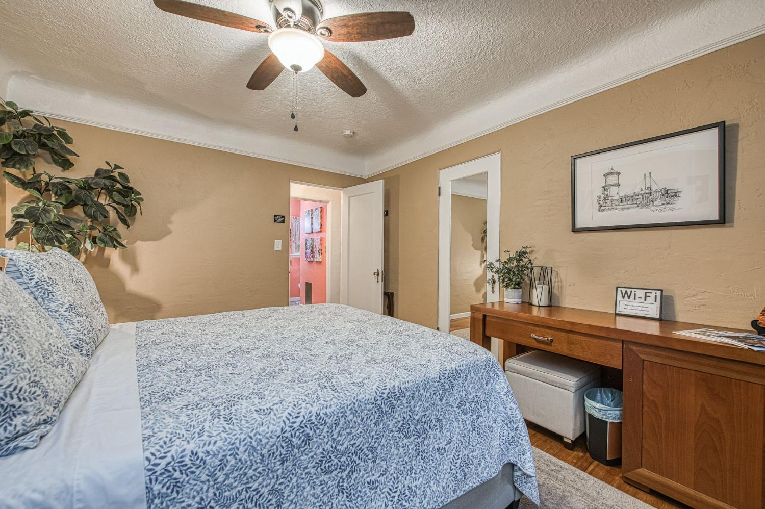 1451 N Harrison Ave, Fresno, CA 93728