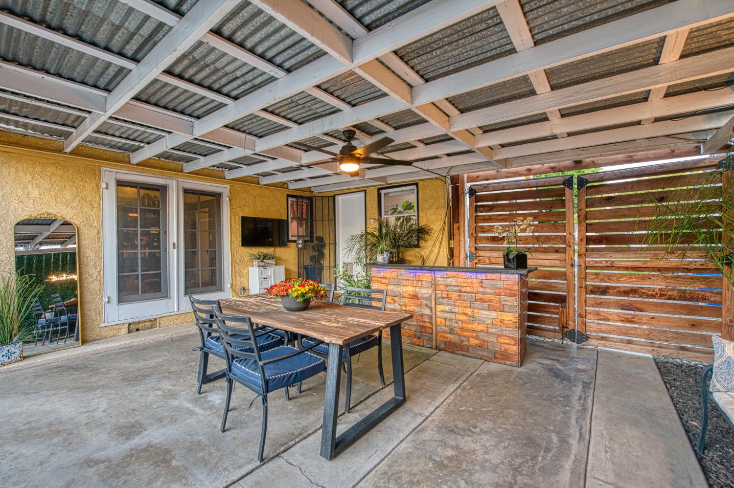 1451 N Harrison Ave, Fresno, CA 93728