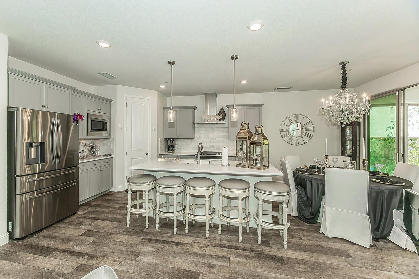 1363 E Via Prato Dr, Fresno, CA 93730
