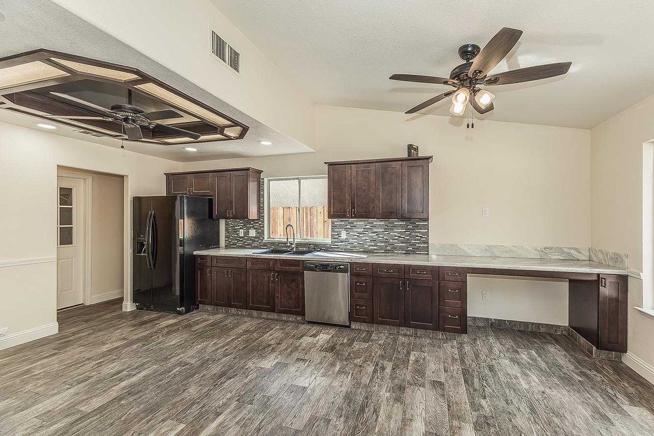5908 W Fremont Ave, Fresno, CA 93722