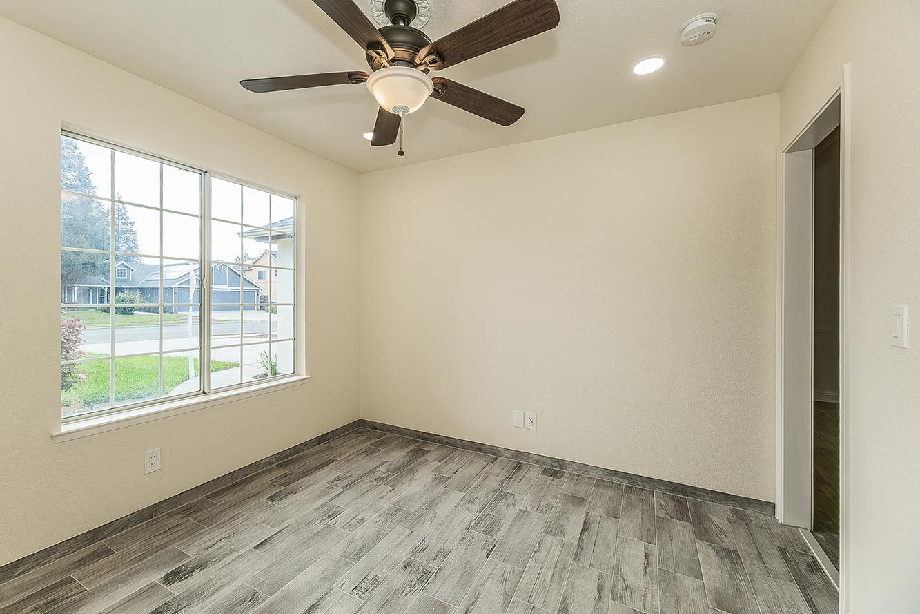 5908 W Fremont Ave, Fresno, CA 93722