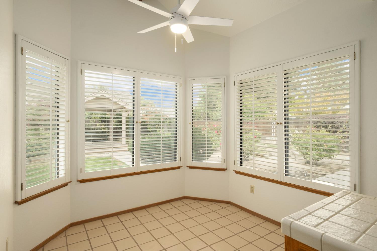 3250 W Spruce Ave, Fresno, CA 93711