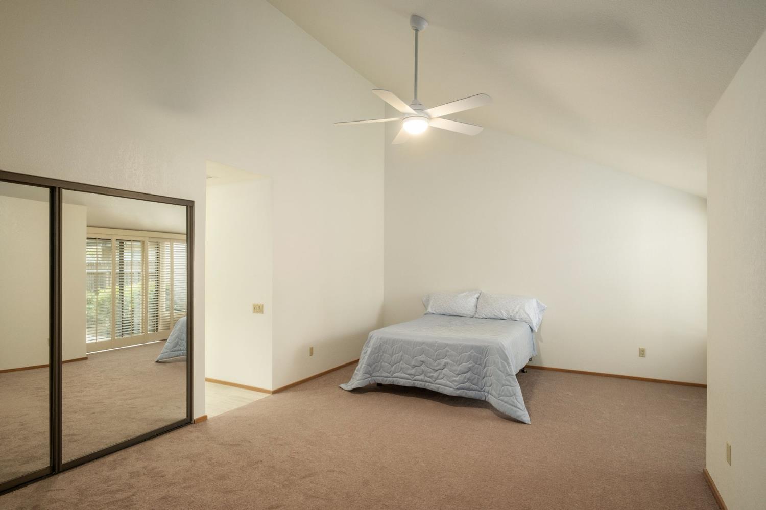 3250 W Spruce Ave, Fresno, CA 93711