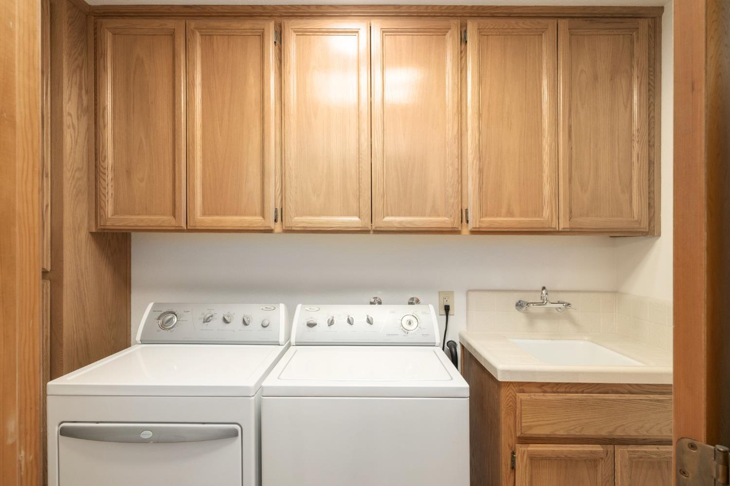3250 W Spruce Ave, Fresno, CA 93711