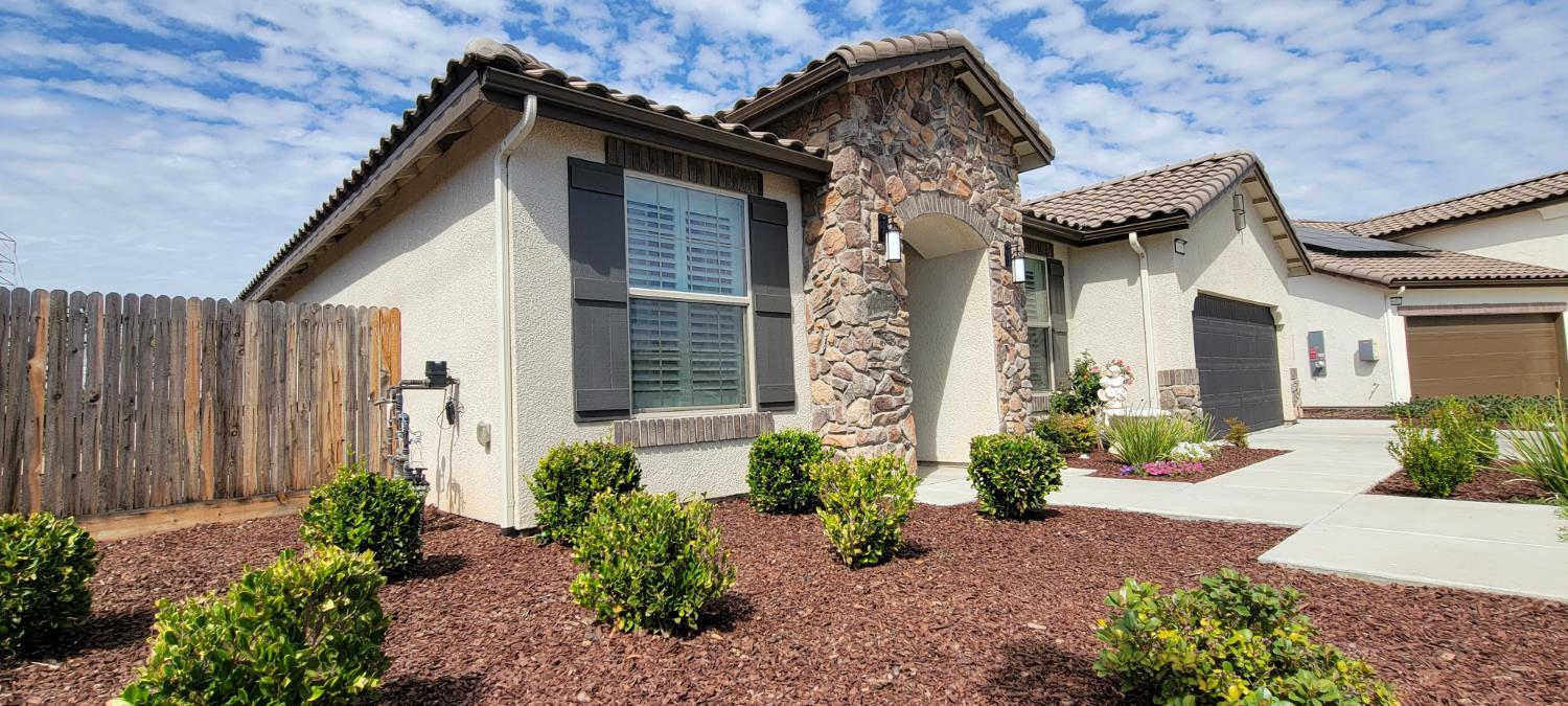 6080 E Platt Ave, Fresno, CA 93727