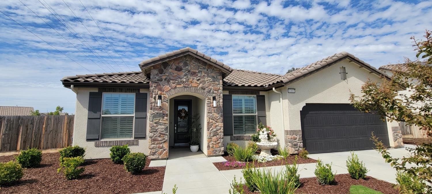 6080 E Platt Ave, Fresno, CA 93727