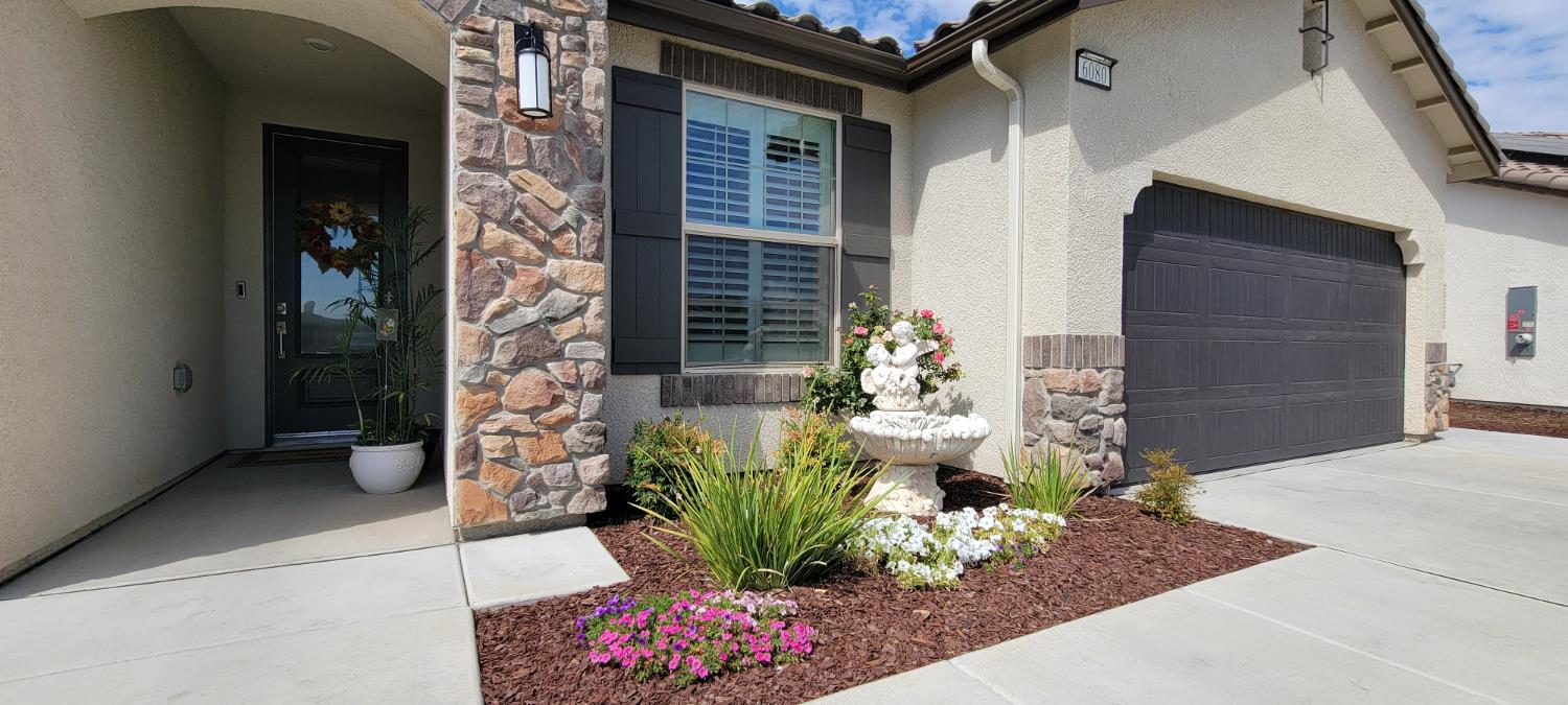 6080 E Platt Ave, Fresno, CA 93727