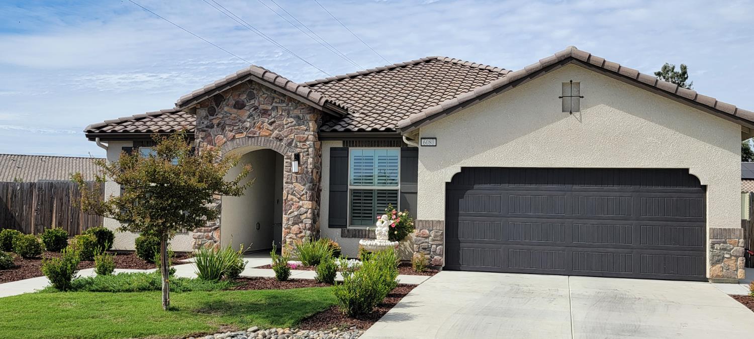 6080 E Platt Ave, Fresno, CA 93727