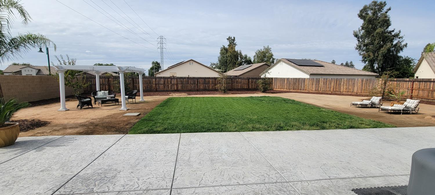 6080 E Platt Ave, Fresno, CA 93727