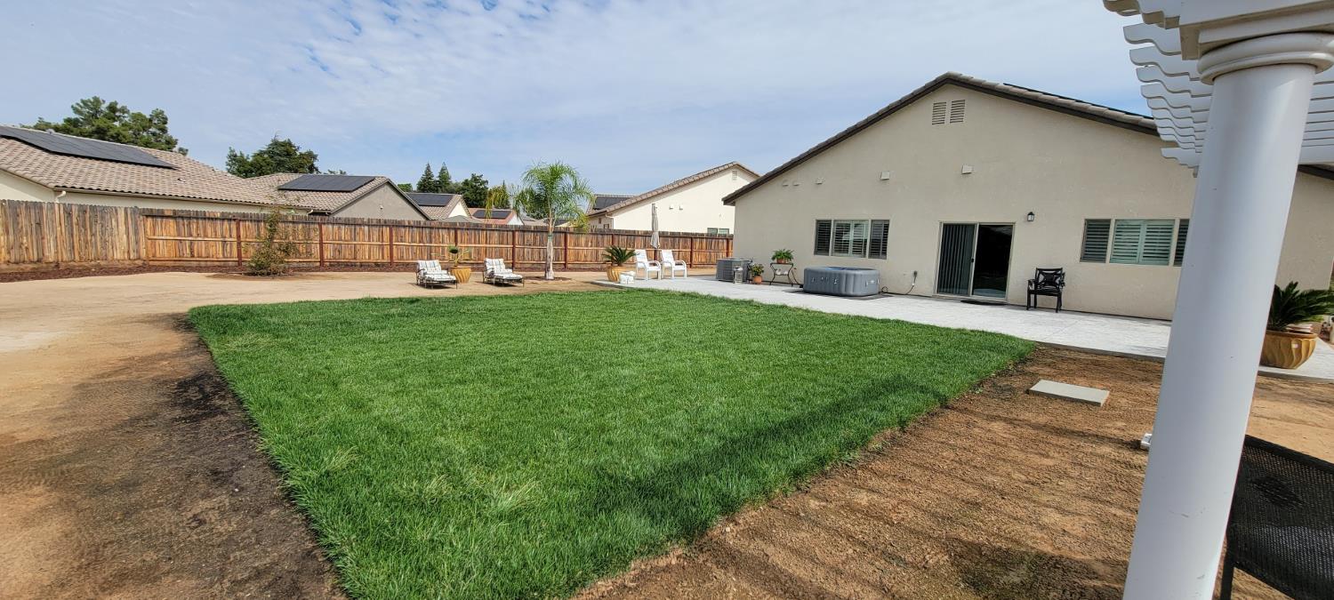 6080 E Platt Ave, Fresno, CA 93727