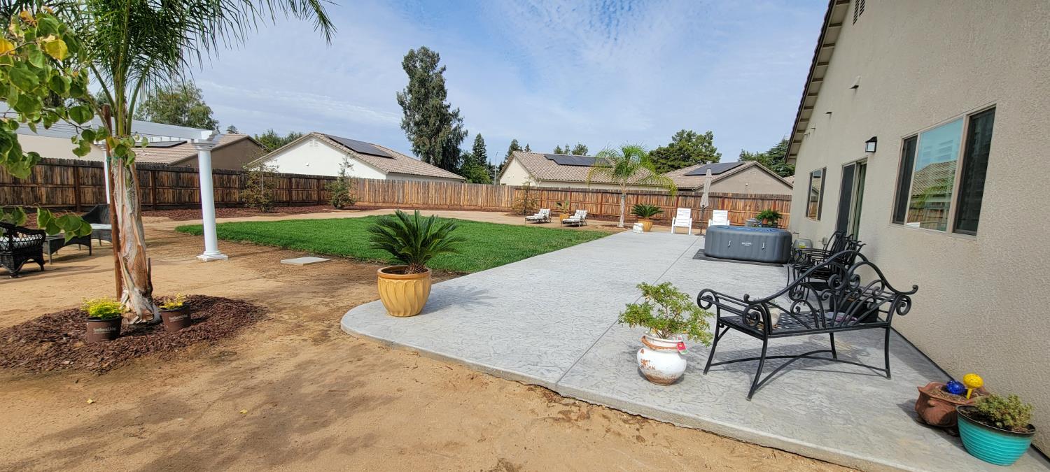 6080 E Platt Ave, Fresno, CA 93727