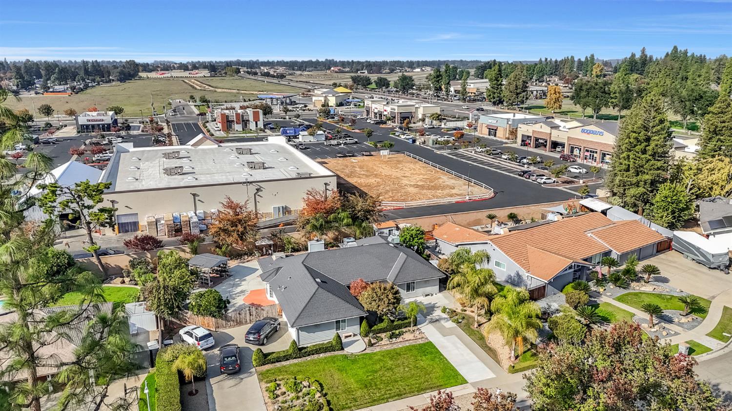 6733 N Alva Ave, Fresno, CA 93711