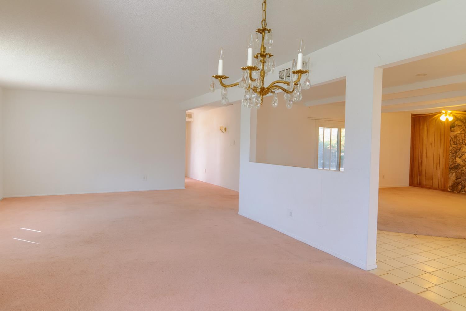 1418 W Palo Alto Ave, Fresno, CA 93711