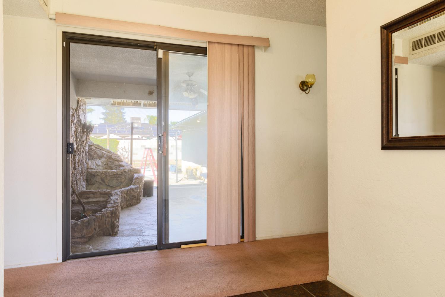 1418 W Palo Alto Ave, Fresno, CA 93711