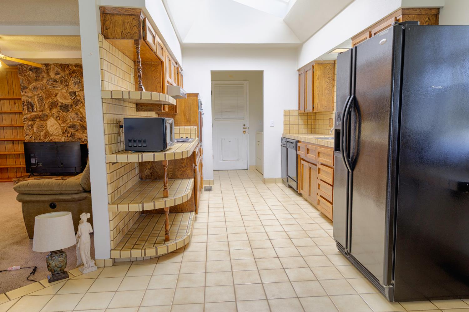 1418 W Palo Alto Ave, Fresno, CA 93711