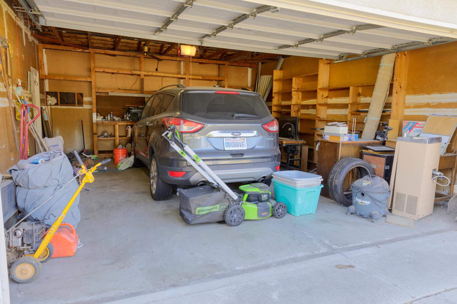 1418 W Palo Alto Ave, Fresno, CA 93711