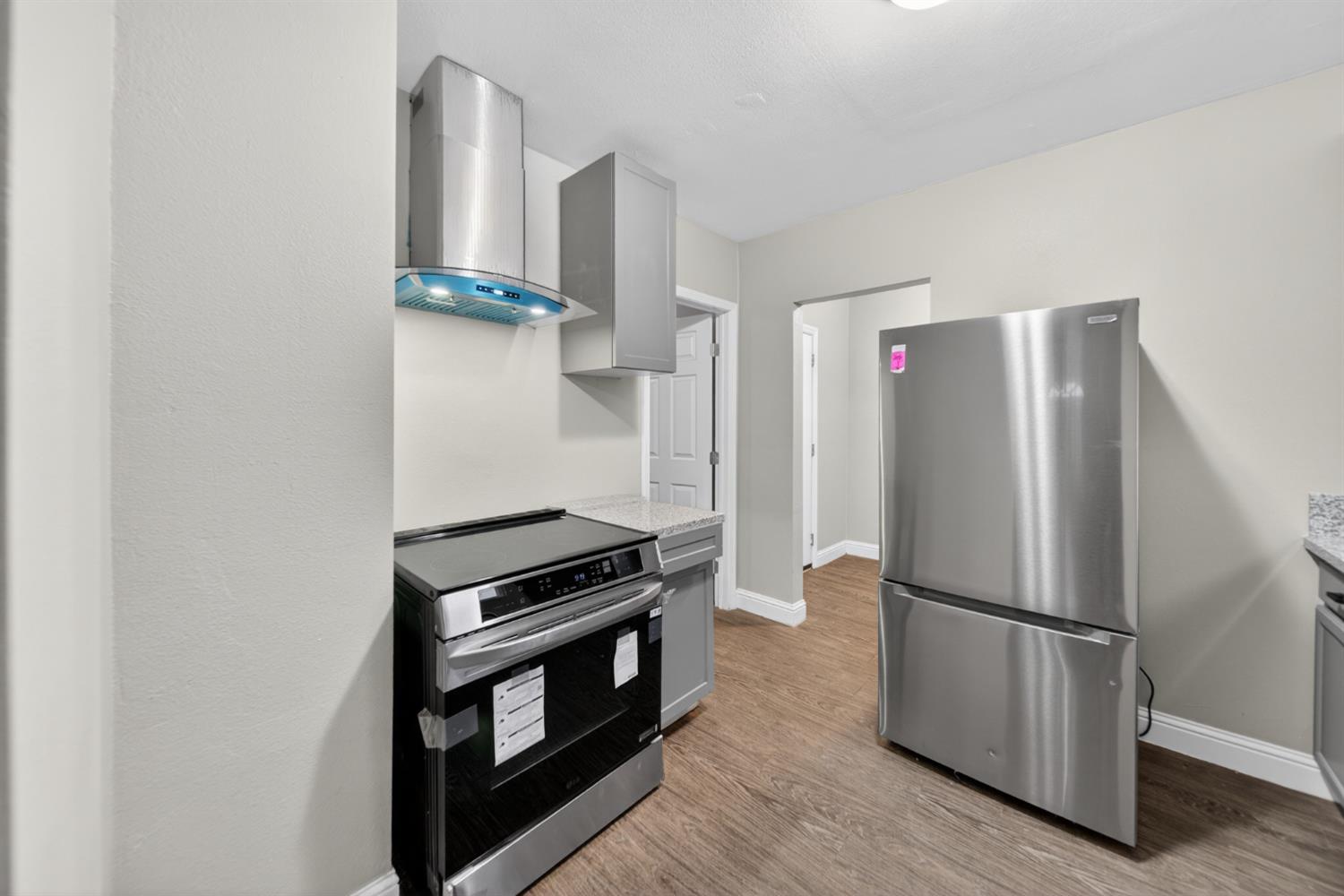 3231 E Townsend Ave, Fresno, CA 93702