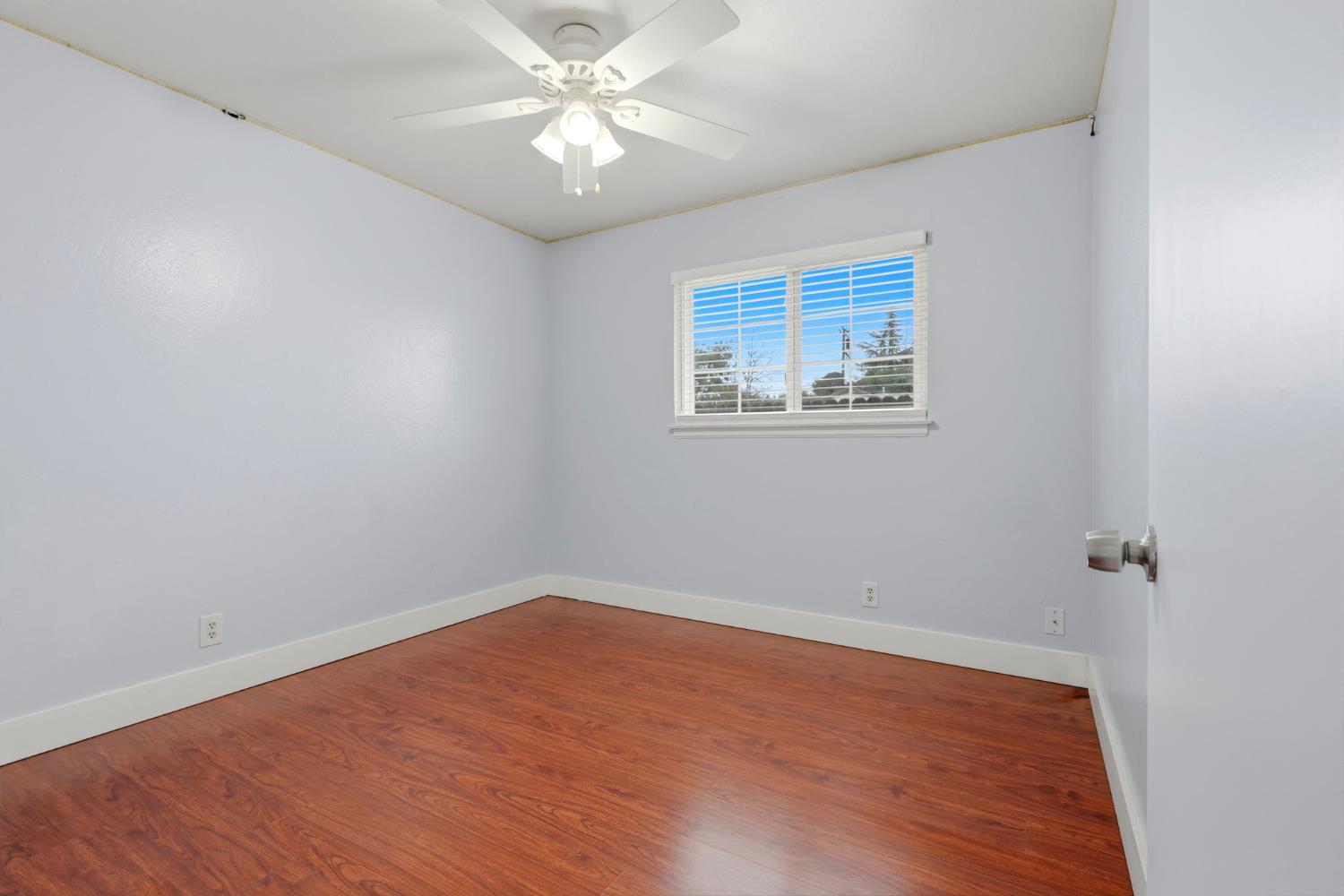 2826 E Hampton Way, Fresno, CA 93726