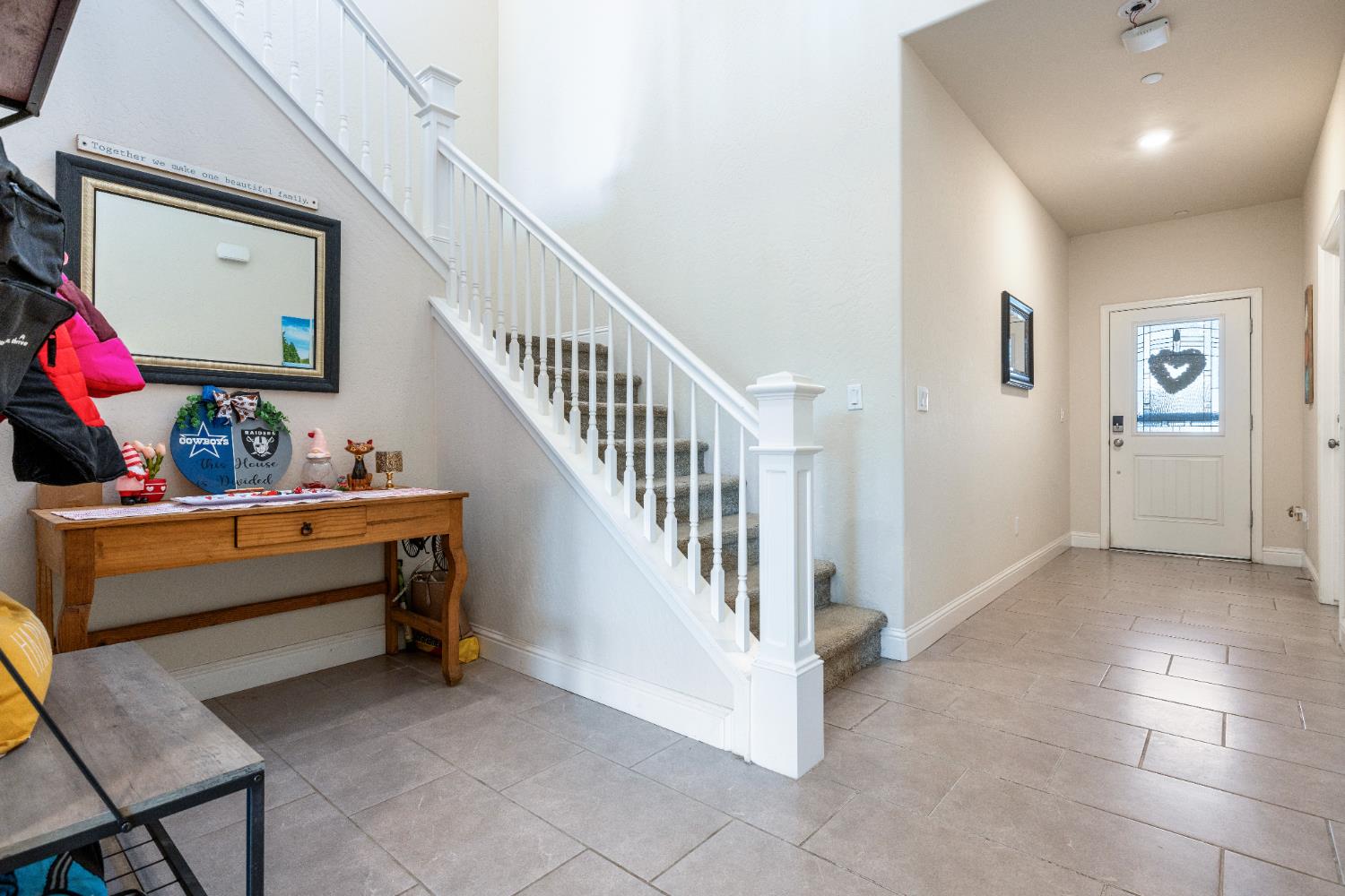 5265 W Lamona Ave, Fresno, CA 93722