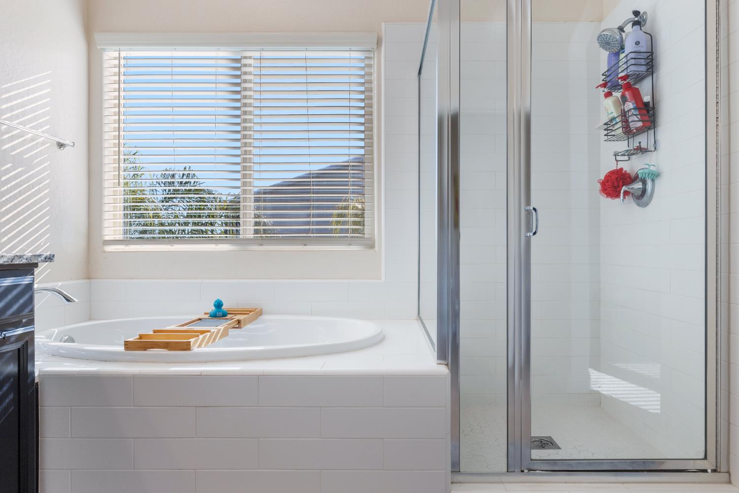 5265 W Lamona Ave, Fresno, CA 93722