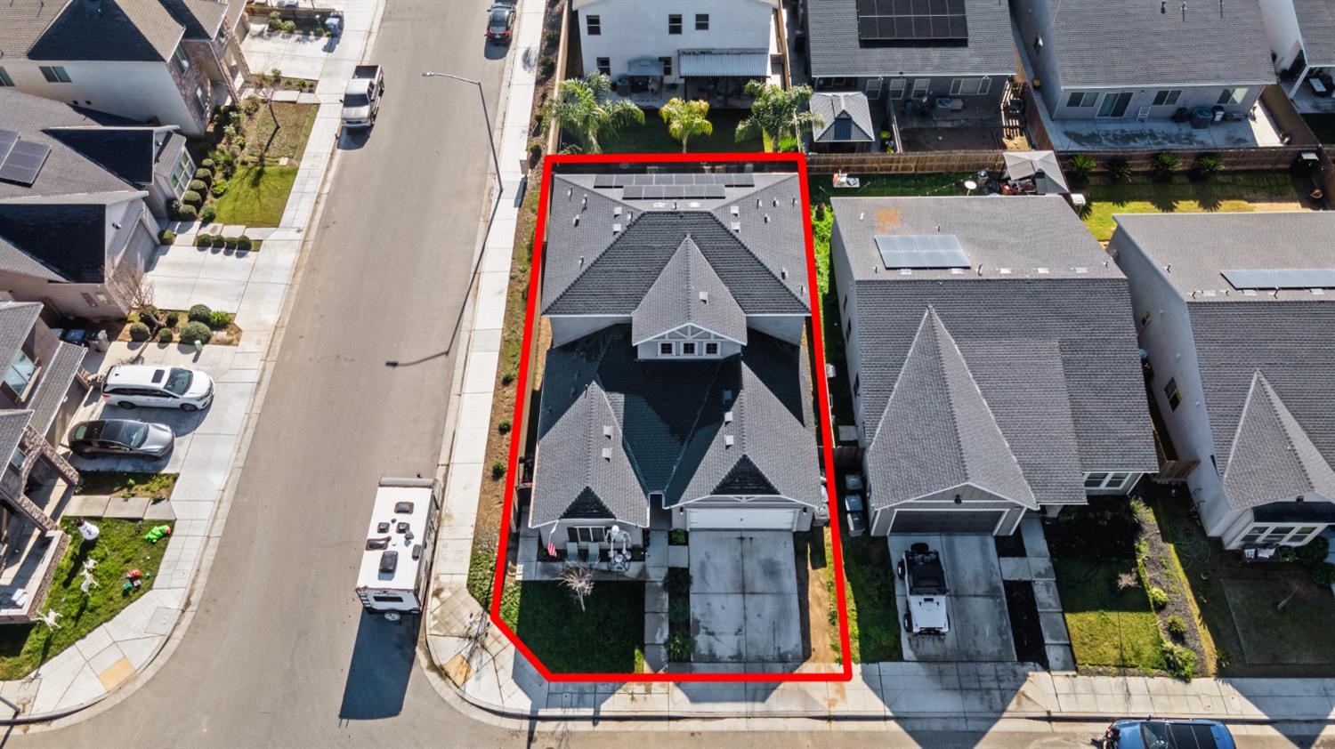 5265 W Lamona Ave, Fresno, CA 93722