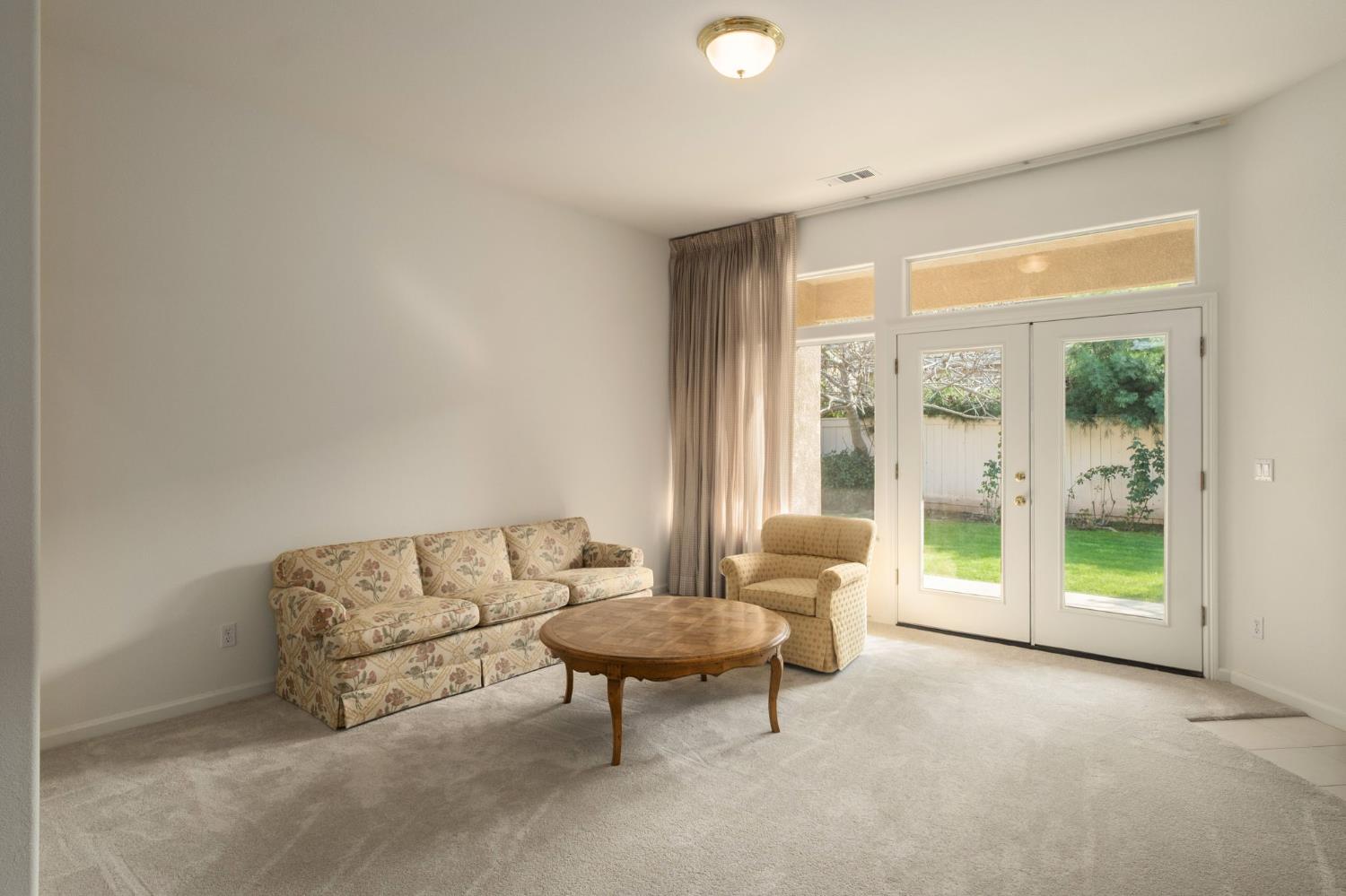 2151 W Via Le Fontane, Fresno, CA 93711