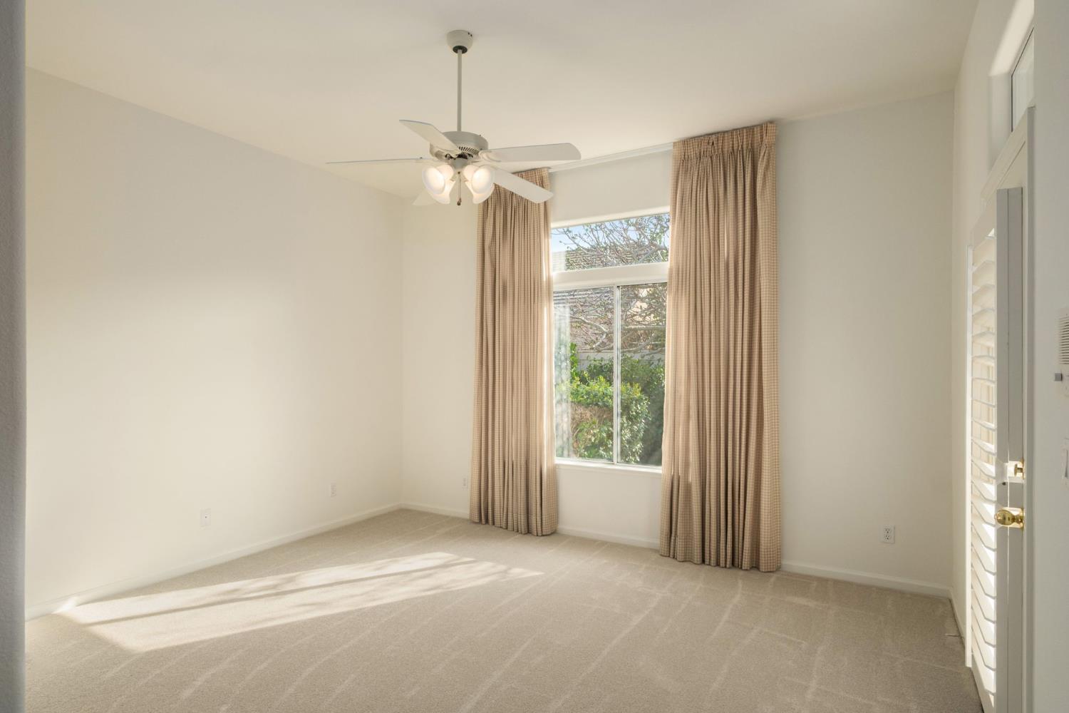 2151 W Via Le Fontane, Fresno, CA 93711