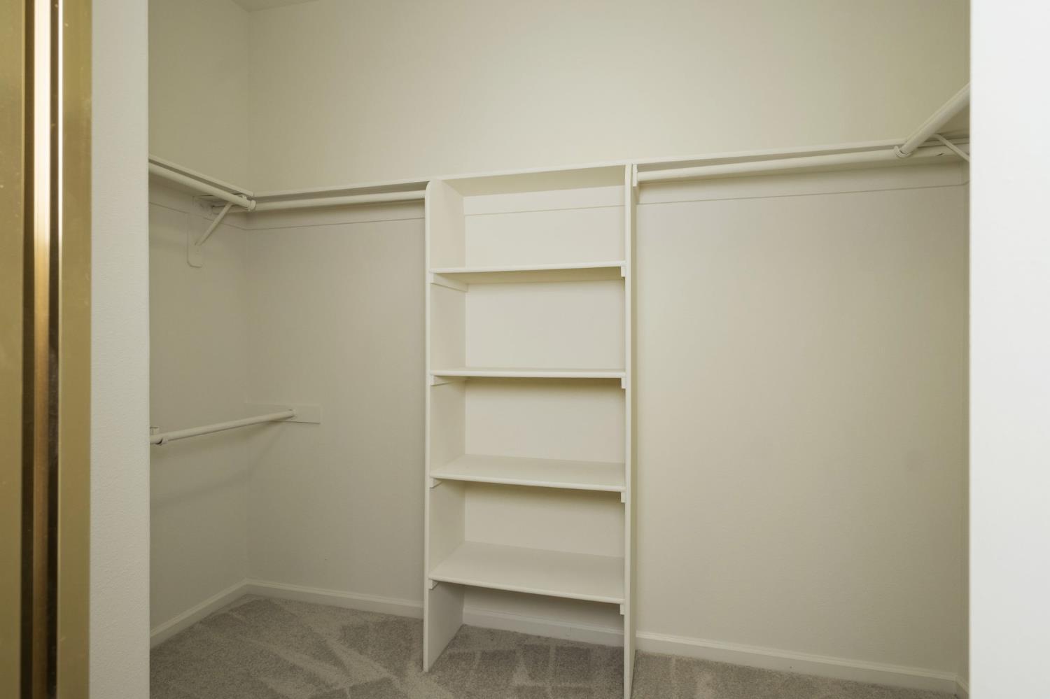 2151 W Via Le Fontane, Fresno, CA 93711