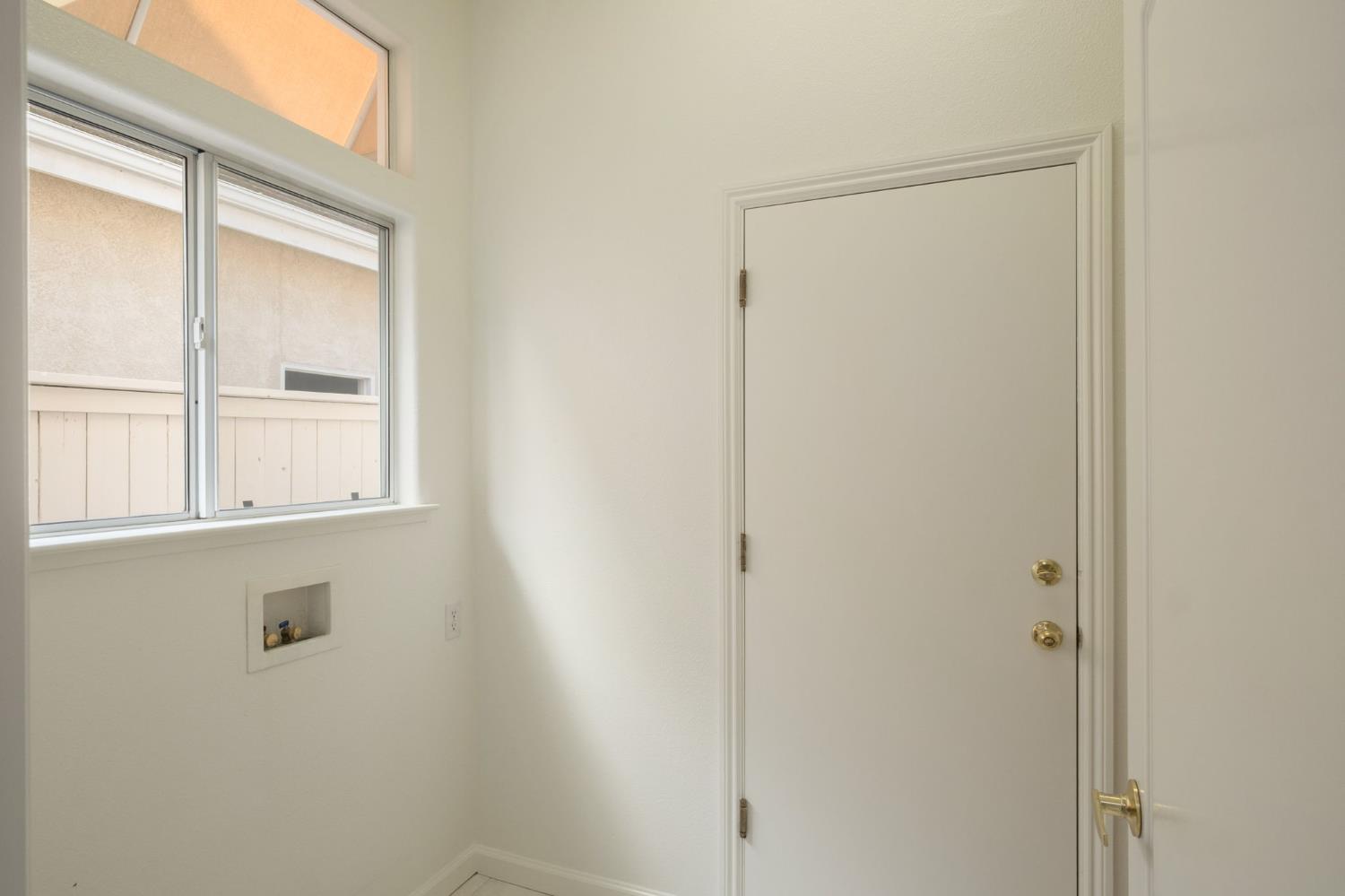 2151 W Via Le Fontane, Fresno, CA 93711