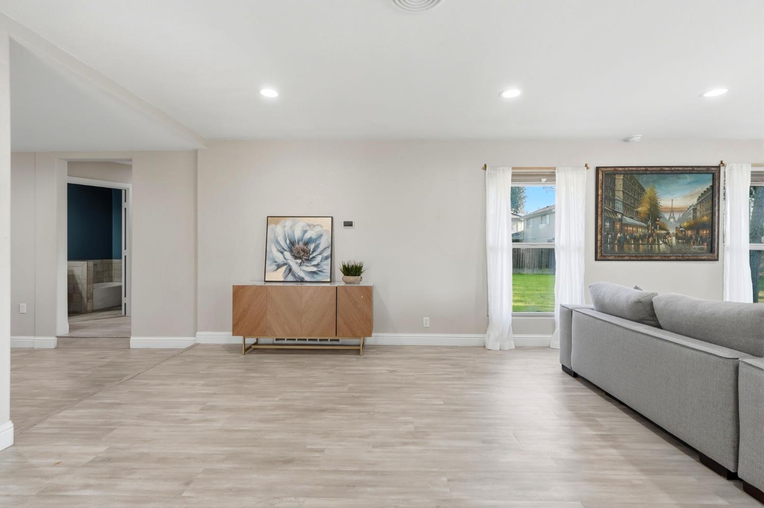 610 W Barstow, Fresno, CA 93704