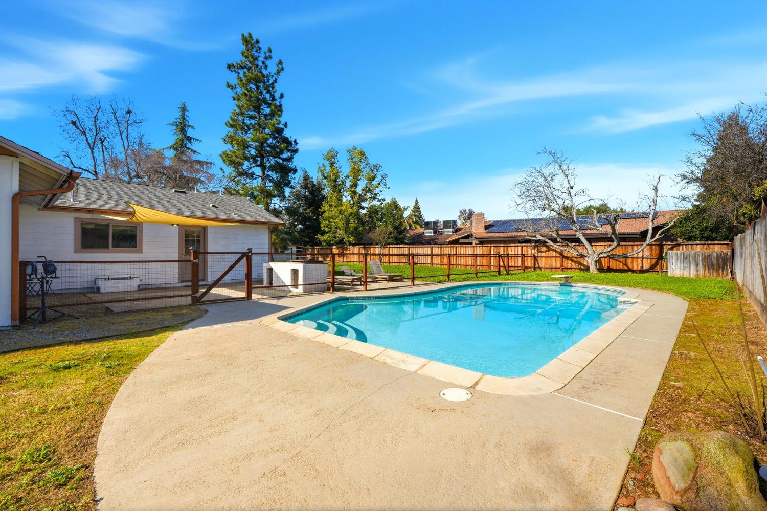 610 W Barstow, Fresno, CA 93704