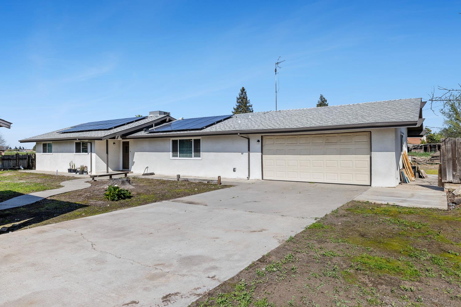 3512 W Normal Ave, Fresno, CA 93722