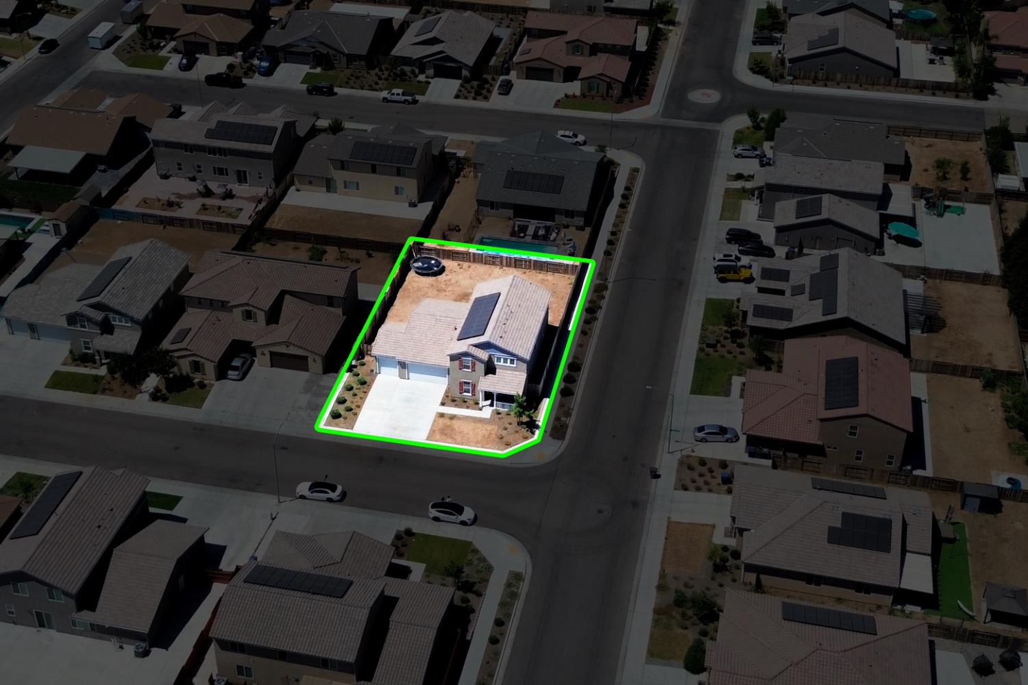 2701 N Dee Ann Ave, Fresno, CA 93727