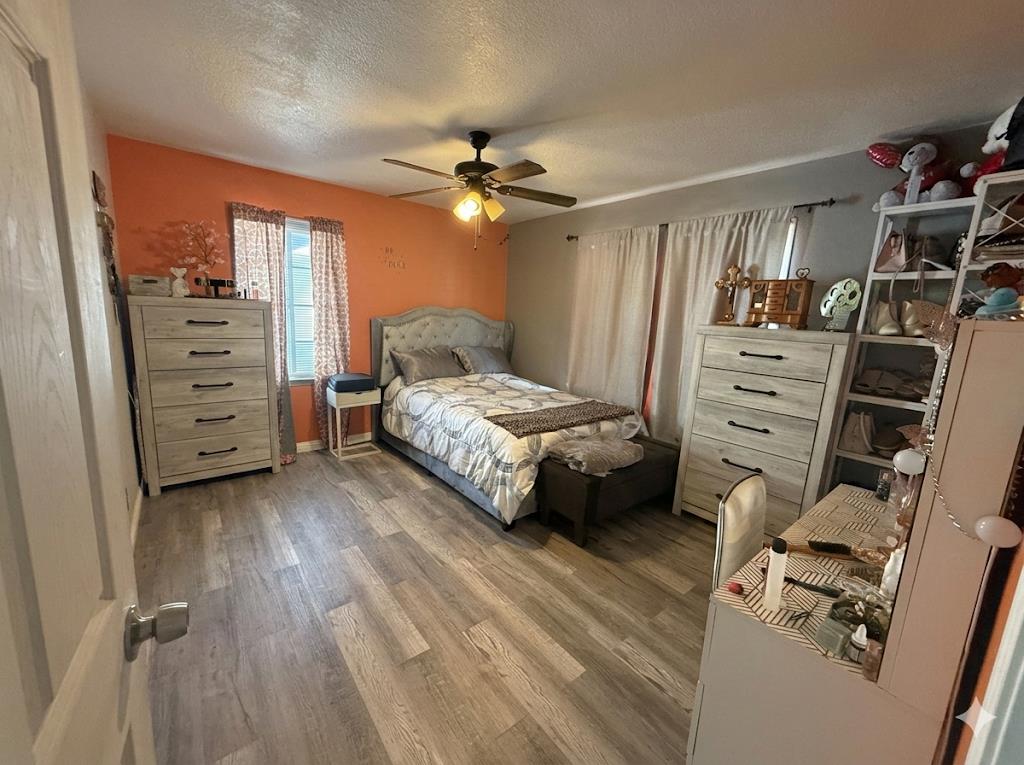 2445 N Millbrook Ave, Fresno, CA 93703