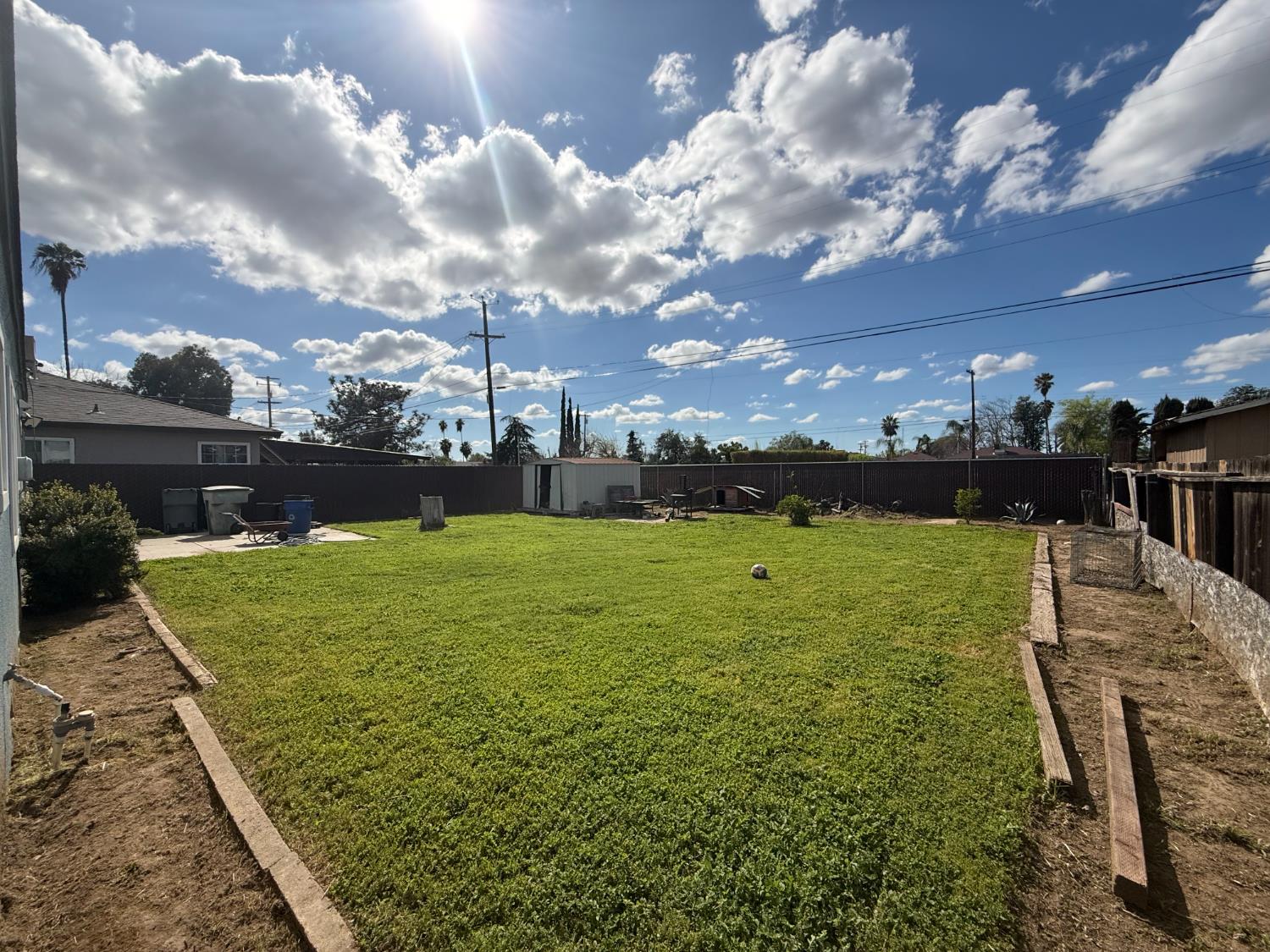 2445 N Millbrook Ave, Fresno, CA 93703