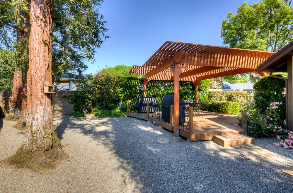 3250 W Fremont Ave, Fresno, CA 93711