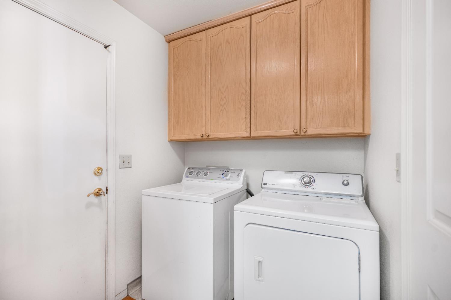 6323 N Marks Ave, Fresno, CA 93711