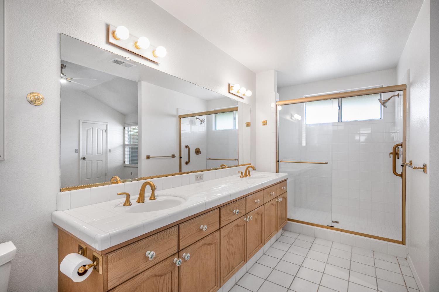 6323 N Marks Ave, Fresno, CA 93711