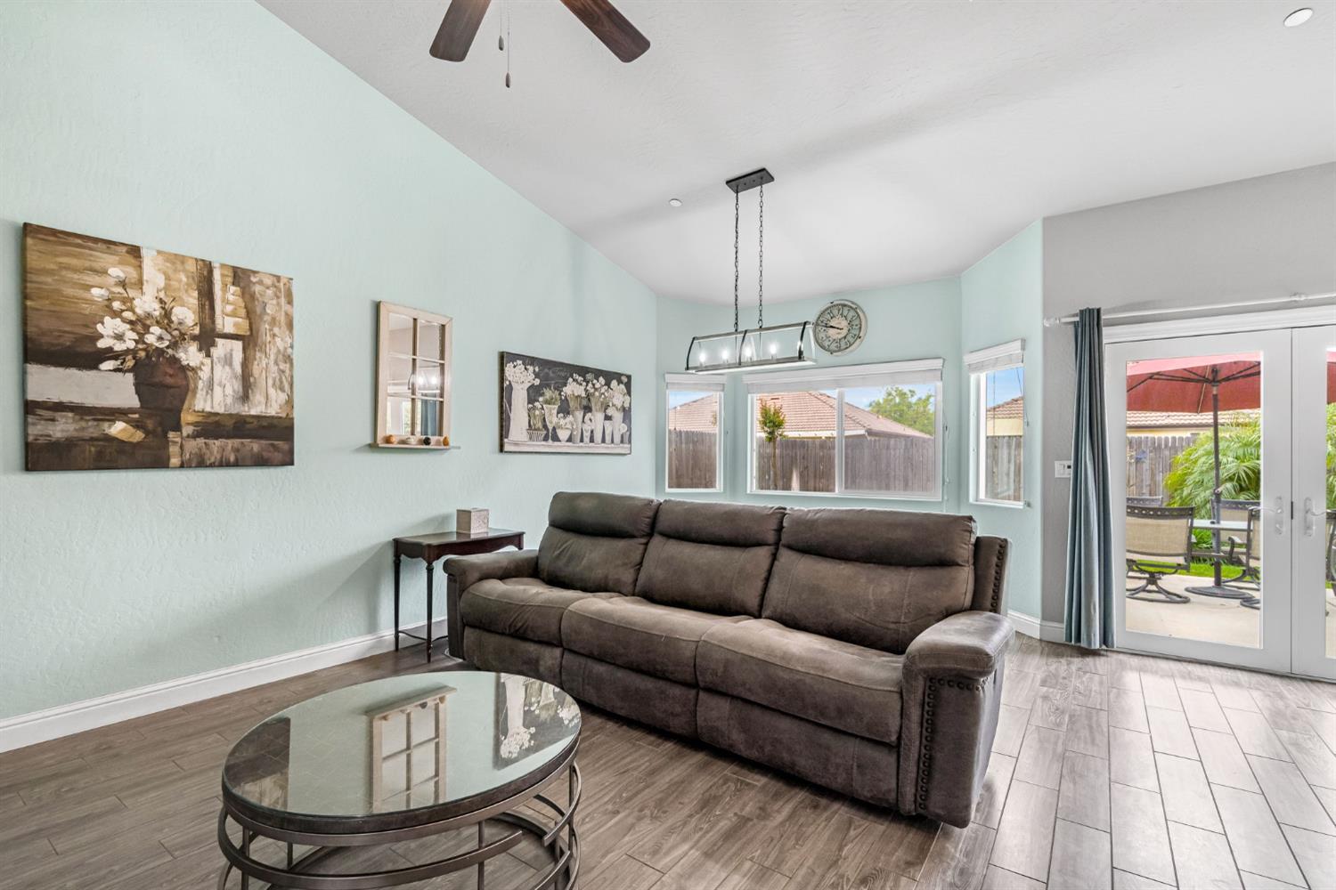 6239 E Fedora Ave, Fresno, CA 93727