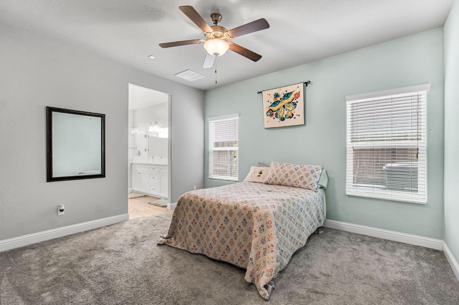 6239 E Fedora Ave, Fresno, CA 93727