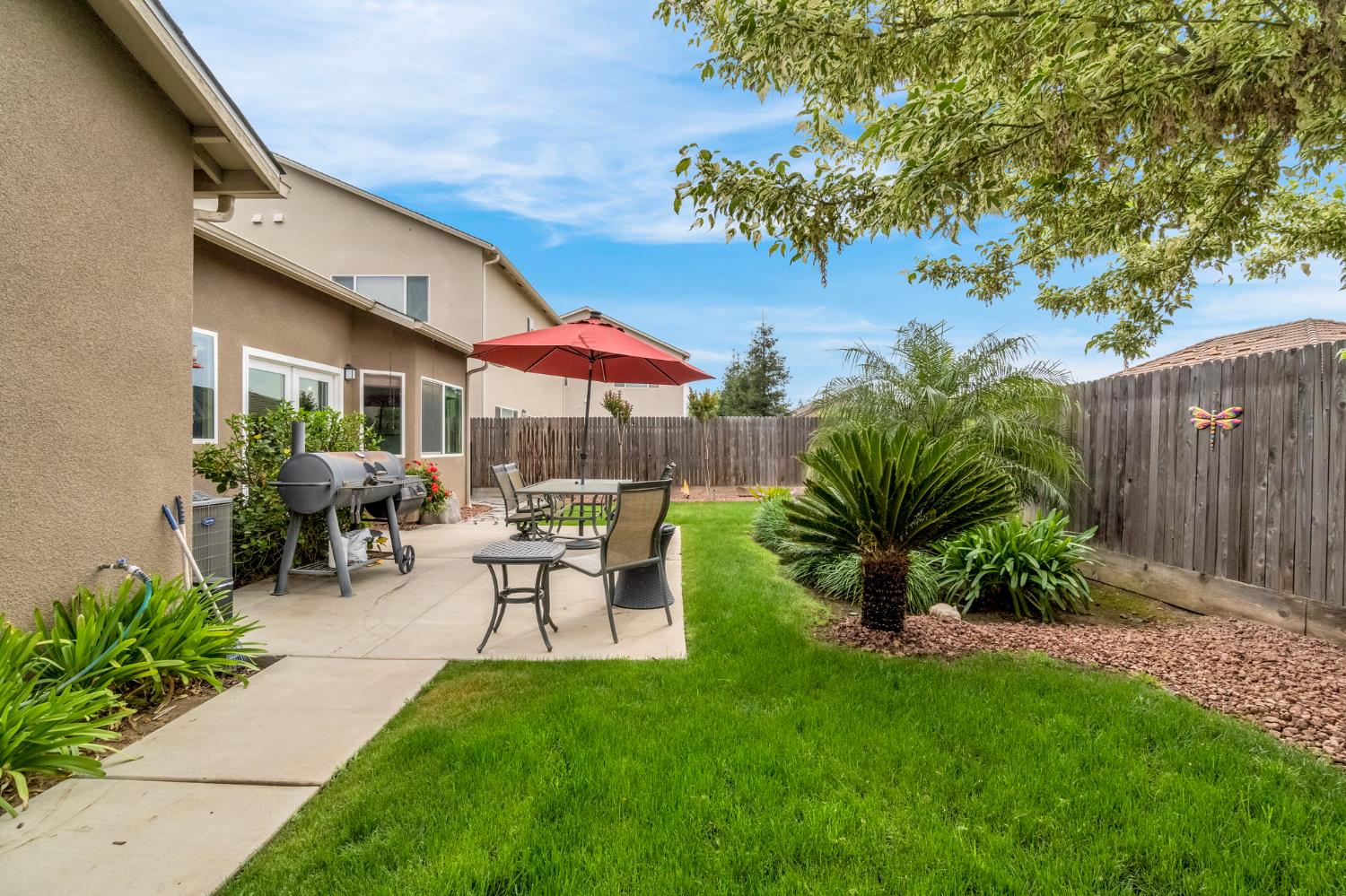 6239 E Fedora Ave, Fresno, CA 93727