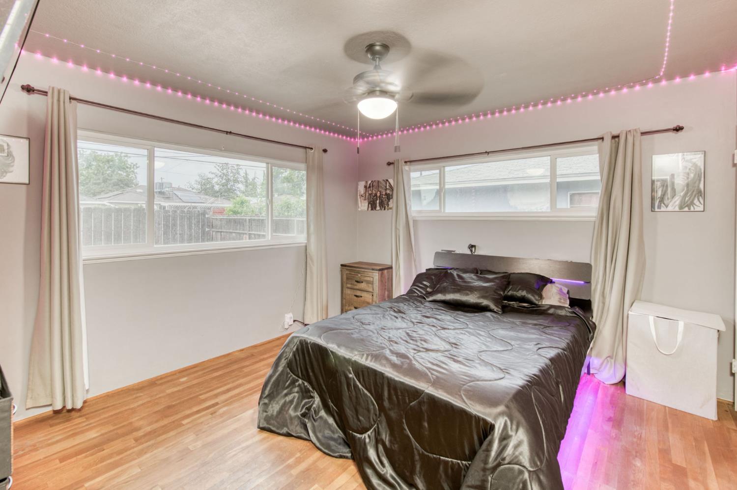 824 W Clinton Ave, Fresno, CA 93705