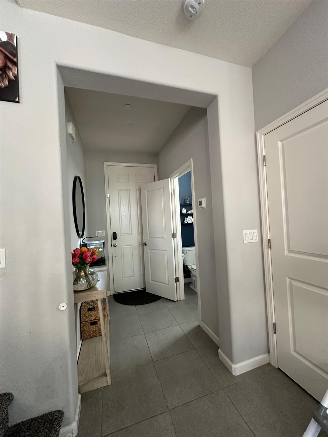 6347 N Alta Vista Ln, Fresno, CA 93722