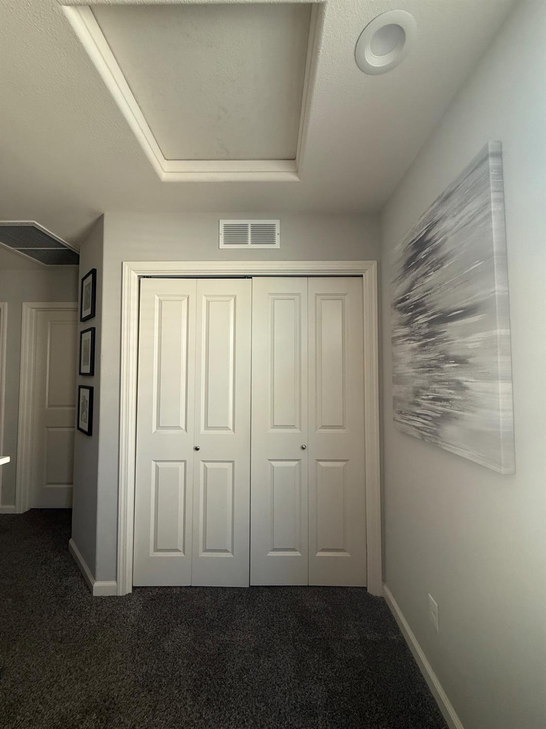 6347 N Alta Vista Ln, Fresno, CA 93722