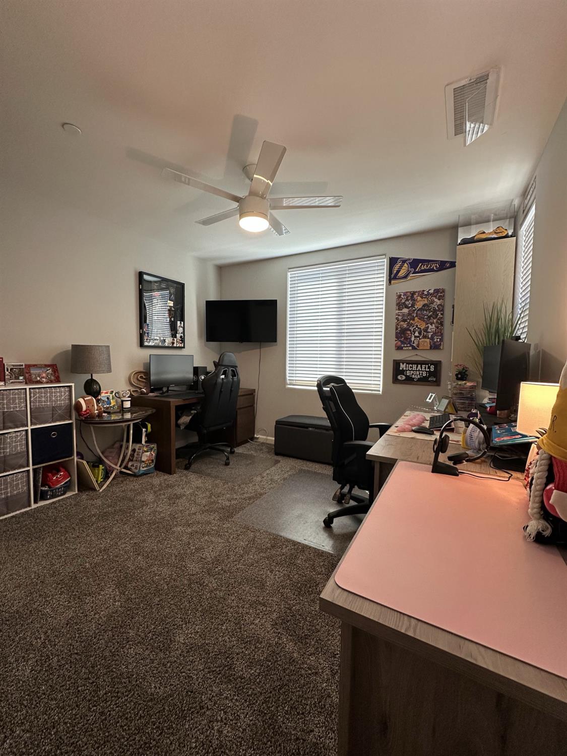 6347 N Alta Vista Ln, Fresno, CA 93722