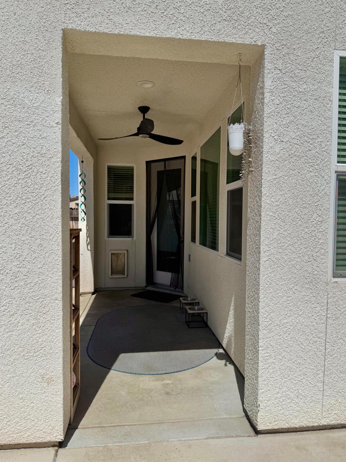 6347 N Alta Vista Ln, Fresno, CA 93722