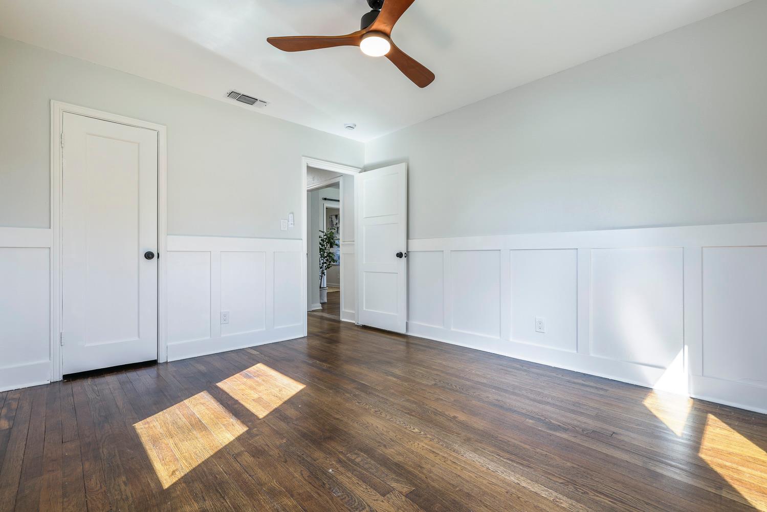 913 E Garland Ave, Fresno, CA 93704